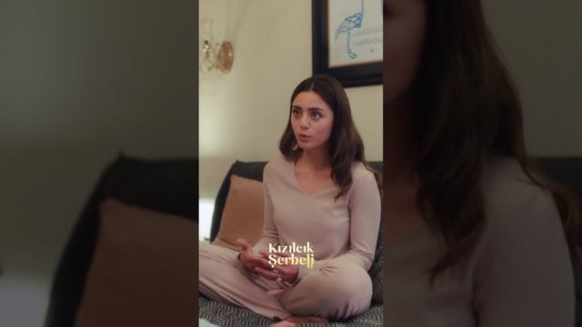 Bebeğin ismine kim karar verecek? 🤔 | #KızılcıkŞerbeti #shorts смотреть онлайн