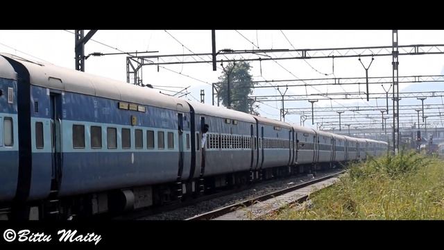 BSL WAP-4 v/s HWH WAP-4 | SER ZONE Clash CR ZONE | Indian Railways