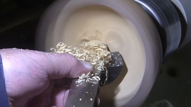 Just An Ugly Little Bowl - Wood Turning смотреть онлайн