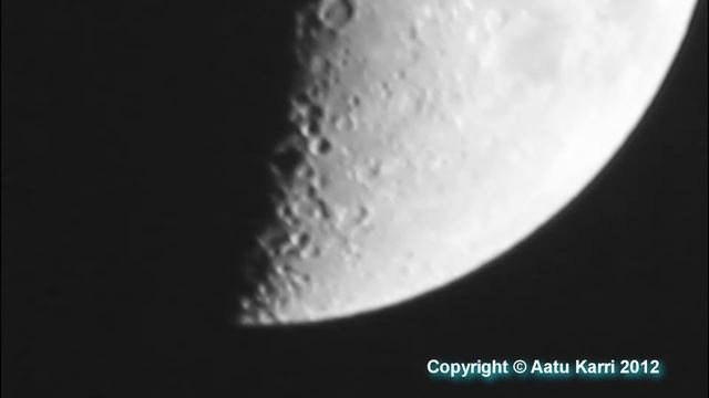 Moon and Venus 28.04.2012 filmed with canon eos 600 D смотреть онлайн