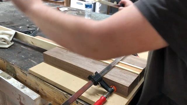 Cutting Board from Scrap Wood! | DIY Woodworking Project смотреть онлайн