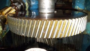 Цилиндрический редуктор 04