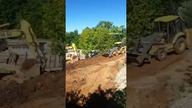 Совместная работа экскаватора и экскаватор-погрузчика.