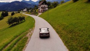 5558208-uhd_3840_2160_25fps