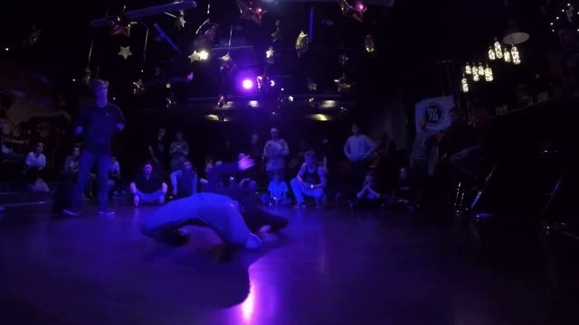 СТАРТ 5 | БРЕЙКИНГ про 1х1 | 1/2 Жук - Шмель смотреть онлайн