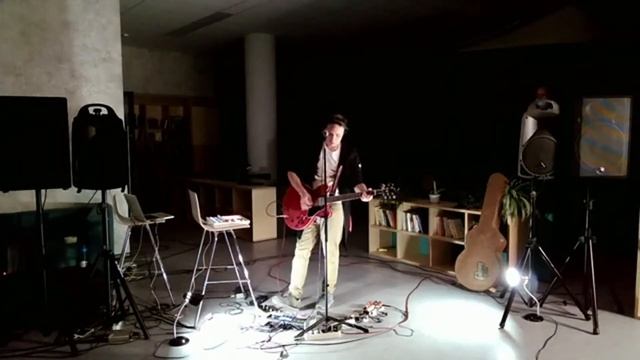 Женя Баллад и проект "Июнь". Запись Концерта в жанре Live-Looping Университетская гимназия МГУ смотреть онлайн