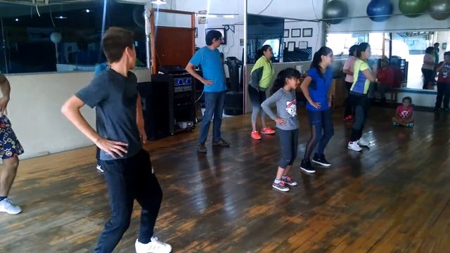 Zumba Kids смотреть онлайн