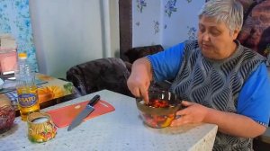 Царскую сладость приготовила пенсионерка за копейки КАК МЫ ЖИВЕМ В ДЕРЕВНЕ наш быт пенсия ЕДА собаки