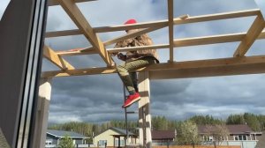 МОТИВАЦИЯ НА УБОРКУ ВЫБРОСИЛА КУКУРУЗУ// СДЕЛАЛИ КРЫШУ НА ТЕРРАСЕ