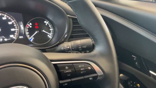 2023 Mazda CX-30 2.0 Exclusive line Auto смотреть онлайн