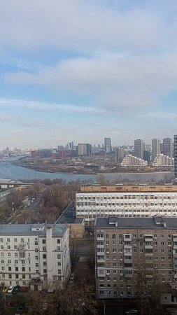 вид на Нагатинский затон.Москва