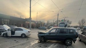 Аварии и ДТП на дорогах ТОРОПЫГИ  и Водятлы за рулем - ВЕСНА