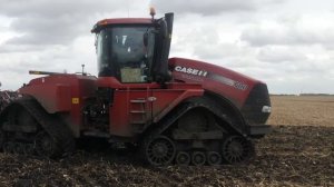 Трактор Quadtrac 600 та дисковий глибокорозпушувач Ecolo-Tiger® 875. Переваги