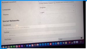 how to change location on roblox account (how to change location on roblox account)