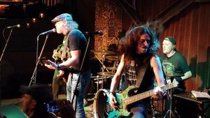 Монгол Шуудан — Бонивур