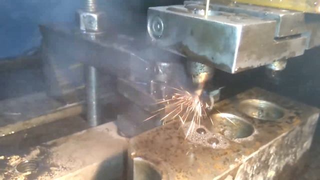 Прошивка отверстий малого диаметра смотреть онлайн