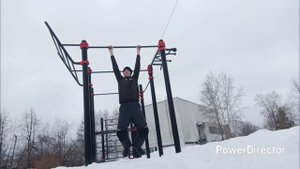 Тренировочная зона. Хват. Уровень 2. Вис на турнике.