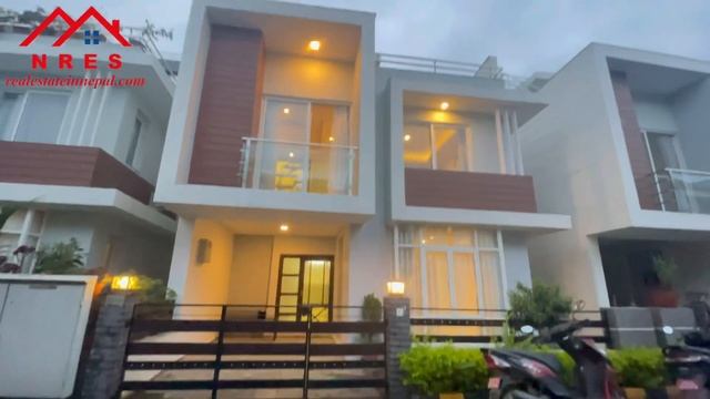 Beautiful Bungalow for sale In CityScape Hattiban Rs-4.60 Cr , 150 meters to LA Schools смотреть онлайн