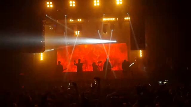 Amatory - Против всех (live in Stereo Hall, 06.11.2016) смотреть онлайн