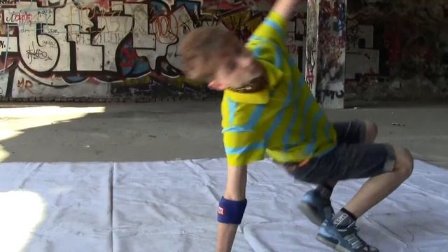 UNREMEMBERED.Удаленные Сцены смотреть онлайн