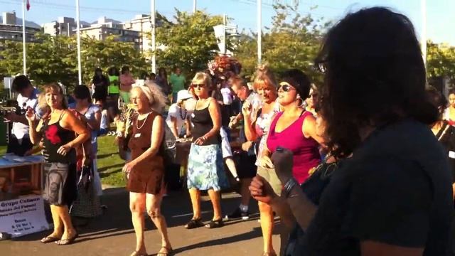 Video IMG 3049 - El Grupo Cubano смотреть онлайн