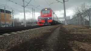 Электропоезд ЭП2Д-0288 "РЭКС" и Электровоз ЭП2К-207 на станции Косино | Мартовский пасмурный день