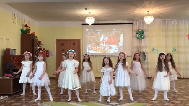 "Россия - ты моя звезда" Ю.Таран, исполняет детский вокальный ансамбль "Малина" смотреть онлайн