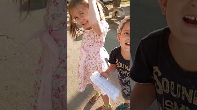 Забрала детей из сада. Живем в поселке. смотреть онлайн