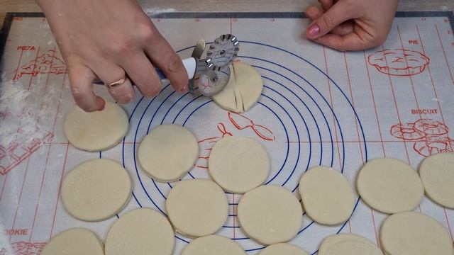 Печенье к ЧАЮ, Которое тает во Рту! БЫСТРЫЙ, Лёгкий и Дешёвый рецепт. смотреть онлайн