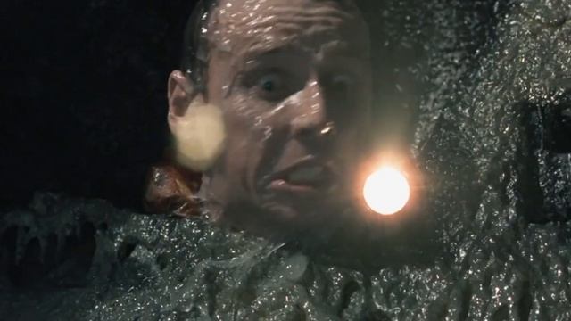 AVP: Alien vs. Predator - Eggchamber (HD) смотреть онлайн