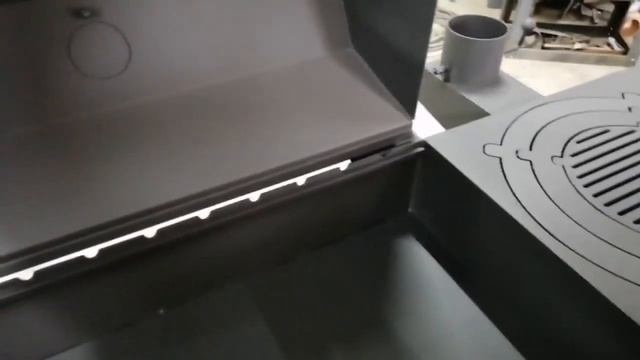 Мангал с крышей и барбекю смотреть онлайн