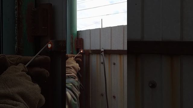 Сварочный инвертор, ремонт забора