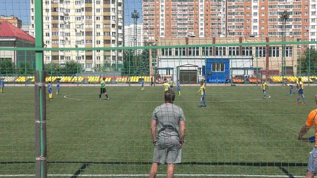 СШ №4-Москвич (0-2) 2006 г.р. 2-й тайм. 20.06.2018 смотреть онлайн