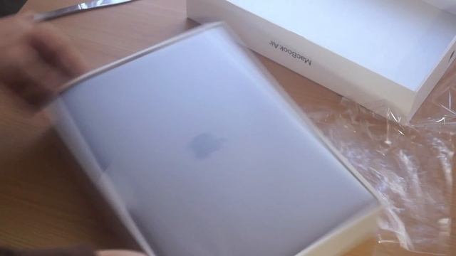 MacBook Air Unboxing смотреть онлайн