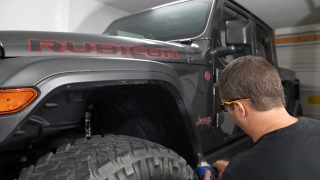 How To: Jeep Gladiator Rubicon Fender Chop w/Rugged Ridge LED Lights| Inside Line