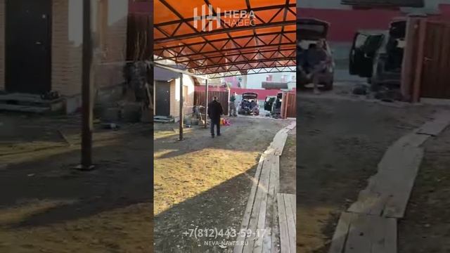 Примыкающий навес c сотовым поликарбонатом бронзового цвета