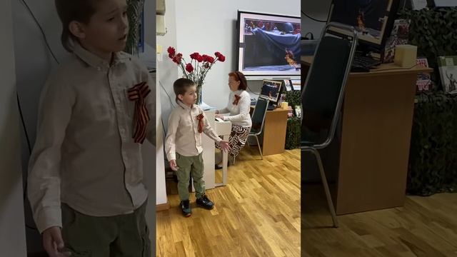 Песня «Москвичи» выступление посвящённое «Дню Памяти» смотреть онлайн