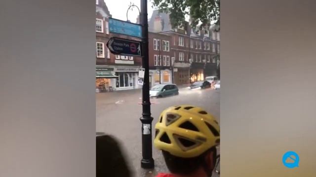 Flooding in the London metropolitan area, UK смотреть онлайн