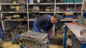 Инструкция №1 по сборке мотора VOLVO 2,5t - установка коленвала.