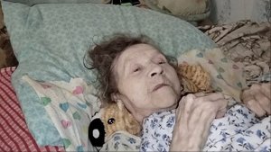 Среди Маньчжурии и Китая поёт бабушка