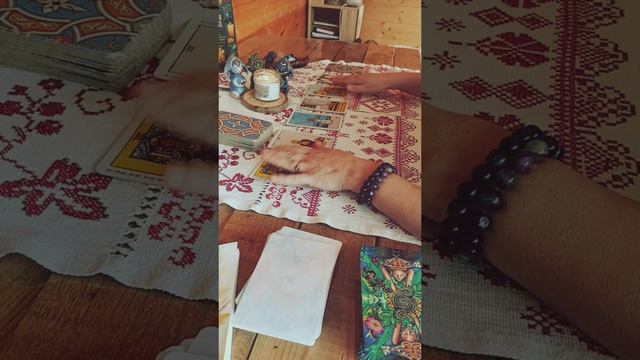 Дева апрель. Дева таро прогноз на апрель