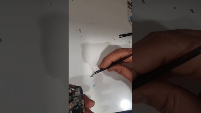 I Phone X Wifi Antena Replacement/How To Replace Wifi Antena Apple X#youtube #youtubevideo смотреть онлайн