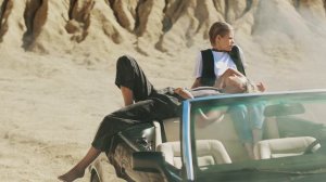 6118966-uhd_4096_2160_25fps