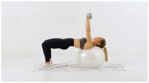 Week 3 Day 1 ⧸⧸ Complete Full Body Circuit Workout ⧸⧸ Strength + Cardio