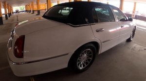 Lincoln Town Car III 4.6 AT (208 л.с.) 2001