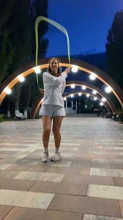 Здоровый образ жизни: Включаем прыжки со скакалкой в ежедневные тренировки  #скакалка #трюки