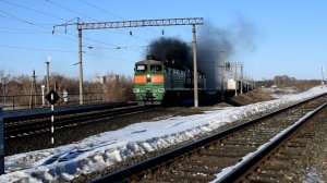 Тепловоз 2ТЭ10М-0714 с чернющими "медведями". Звук 10Д100.