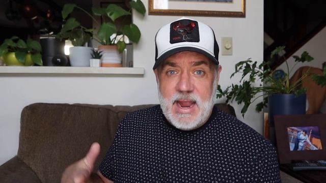 I'm The Girl - Book Review! смотреть онлайн