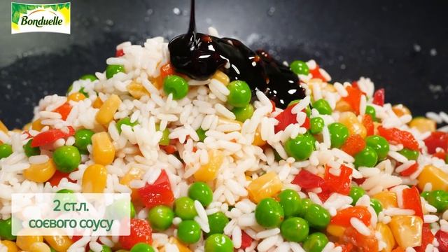 Рис з овочами та смаженим яйцем смотреть онлайн