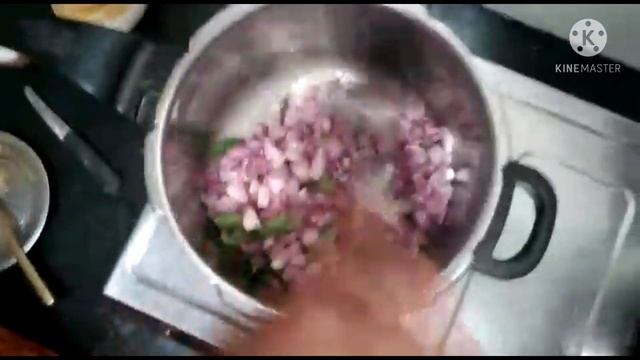 chicken uppu kari||nattu kozhi kulambu||chicken recipes in tamil||கோழி உப்புகறி மற்றும் குழம்பு смотреть онлайн